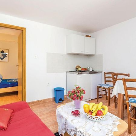 1 Bedroom Nice Apartment In Senj 센 외부 사진